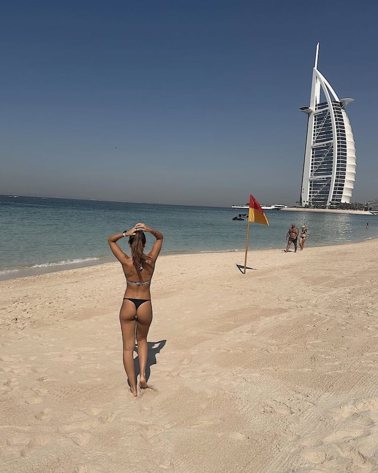 Las lujosas vacaciones de Julián Álvarez y su novia Emilia Ferrero en Dubai: “Te amo”