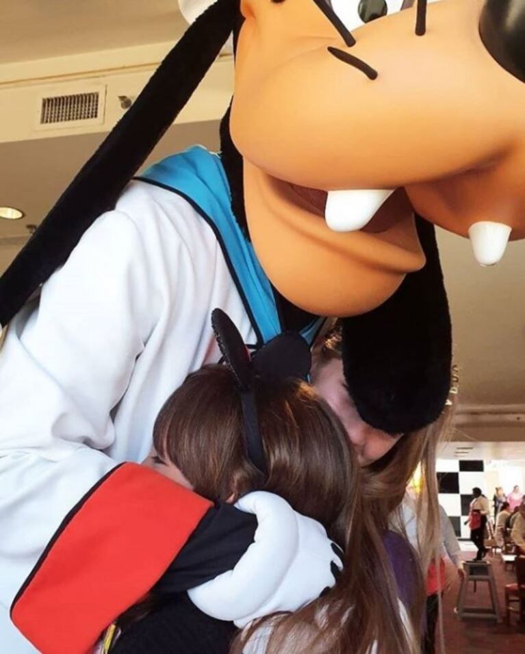 Las mágicas vacaciones de Nicole Neumann y sus hijas en Disney: "¡Llegamos al mundo de las fantasías!"