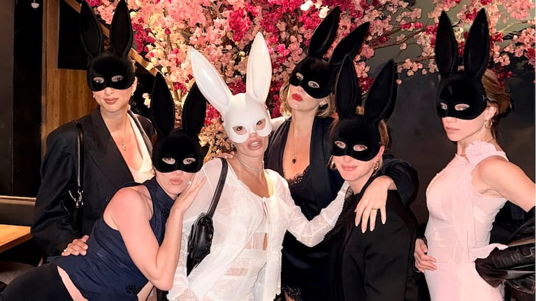 Las mejores fotos de la despedida de soltera de Lali Espósito (Foto: Instagram @lali)