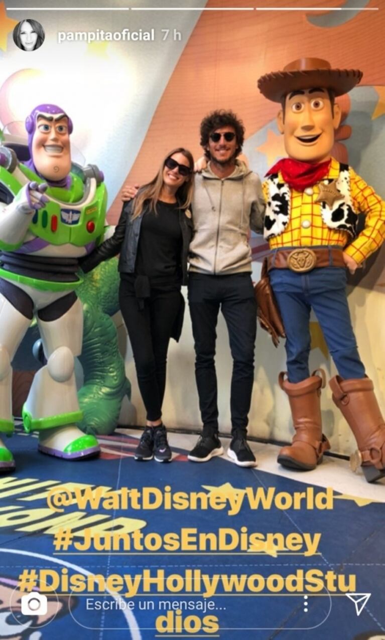 Las postales románticas de Pampita y Pico Mónaco en Orlando: "¡Gracias amor por acompañarnos en este viaje lleno de magia!"