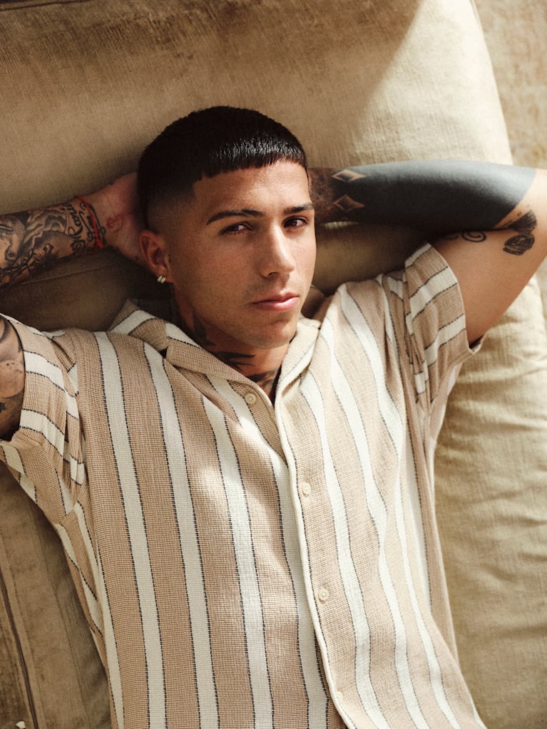 Las primeras fotos de Enzo Fernández como modelo
