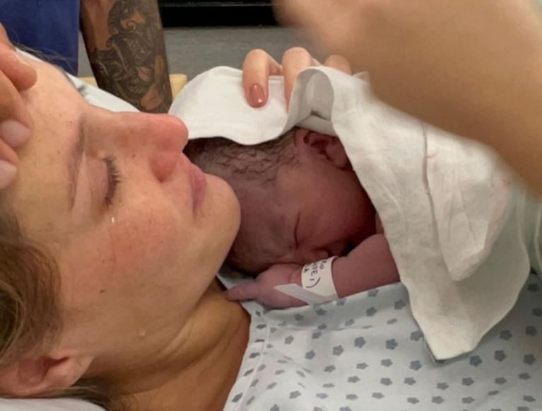 Las primeras fotos de Mica Viciconte y Cubero con Luca recién nacido: "No tenemos palabras para decir lo que sentimos"