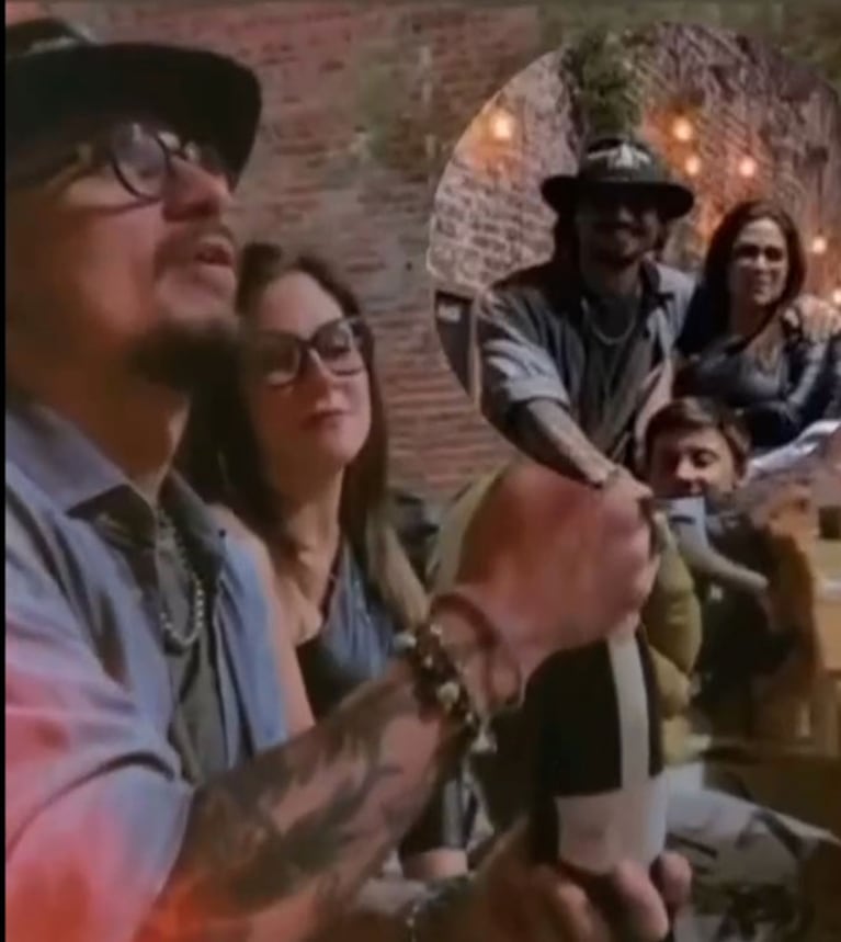 Las primeras imágenes de Daniel Osvaldo y Daniela Ballester, enamorados en una fiesta: el video