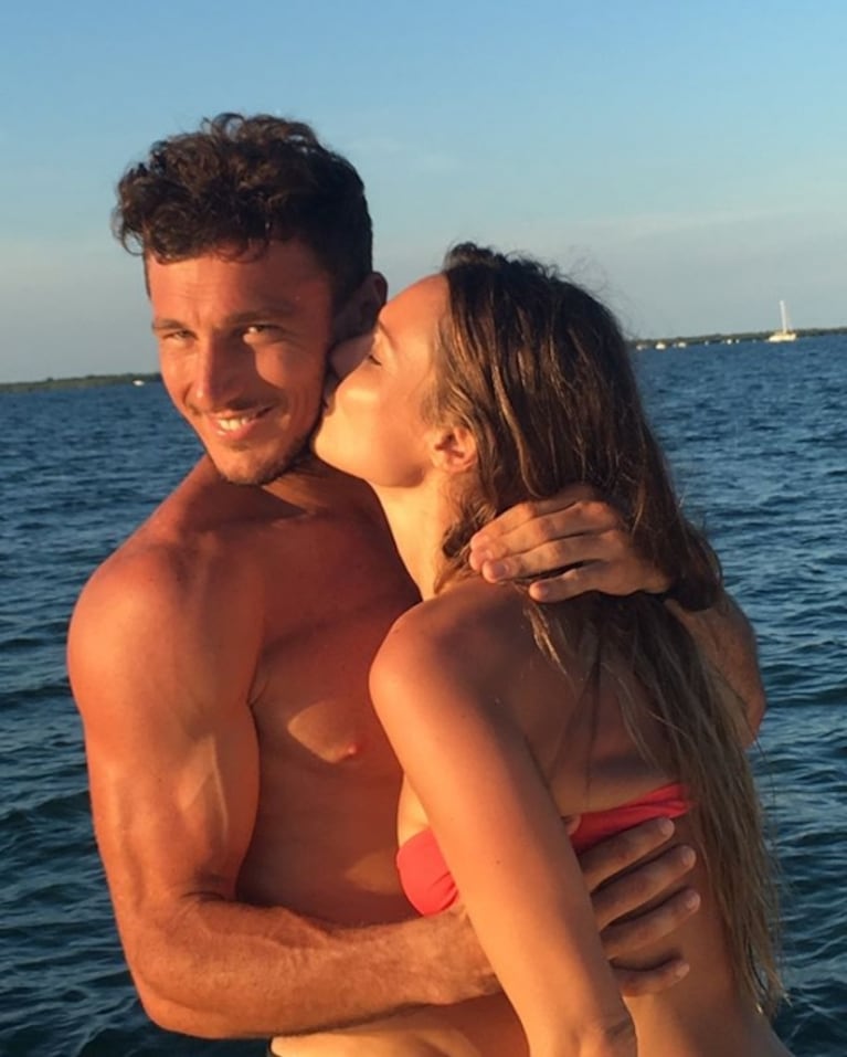 Las románticas fotos de Pampita y Pico Mónaco en sus mini vacaciones: "Gracias por todo lo que me das cada día"