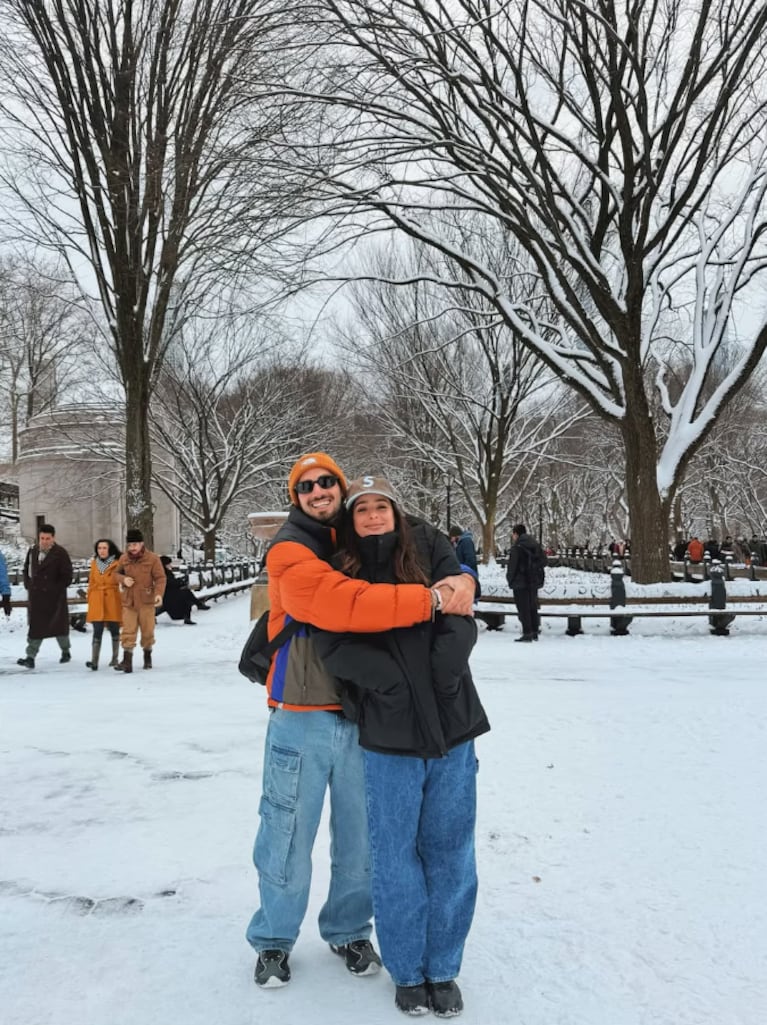 Las románticas postales de Nico Occhiato y Flor Jazmín Peña en Nueva York para cerrar el año | Créditos: Instagram @nicoocchiato @florjazminpe