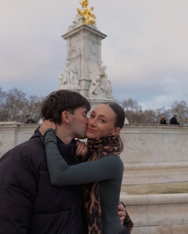 Las románticas vacaciones de Toto Otero con Camila Pardo por Europa (Fotos: Instagram)