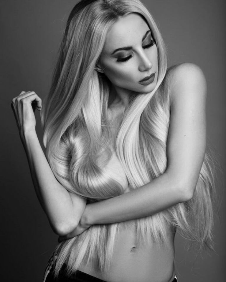 Las sensuales fotos de Magui Bravi, rubia y al desnudo: "Blondie"