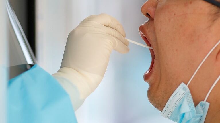 Las universidades de Beijing harán test de coronavirus a los estudiantes que vuelven a clases. Foto: Reuter.