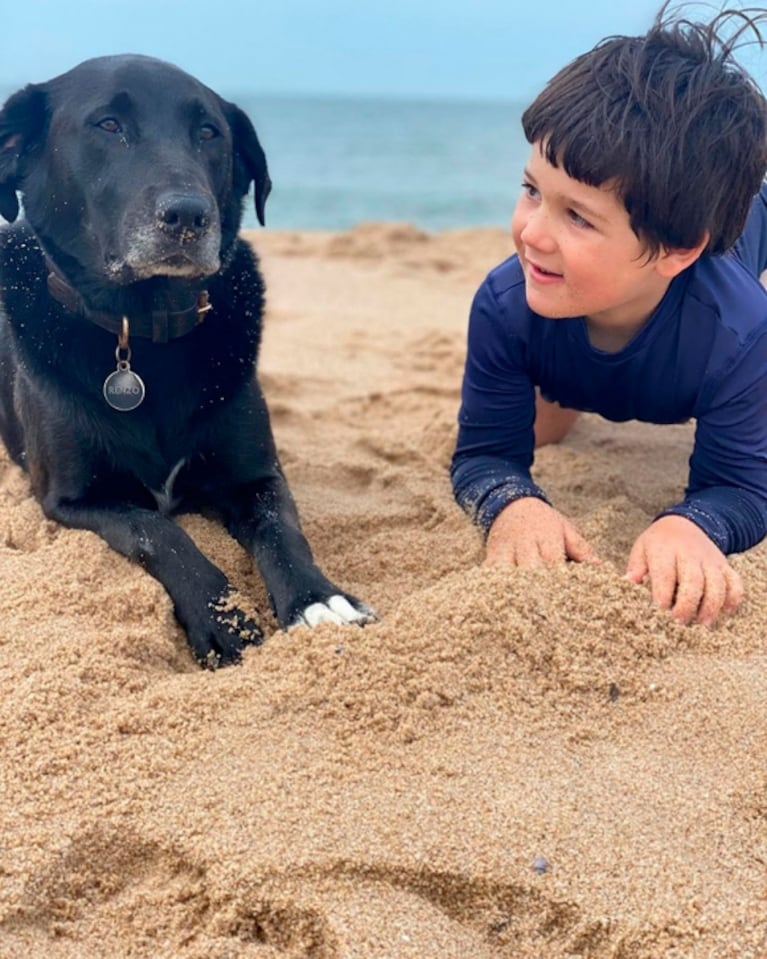 Las vacaciones de Juana Repetto junto a sus hijos y Sebastián Graviotto en la casa de Nico en Punta del Este