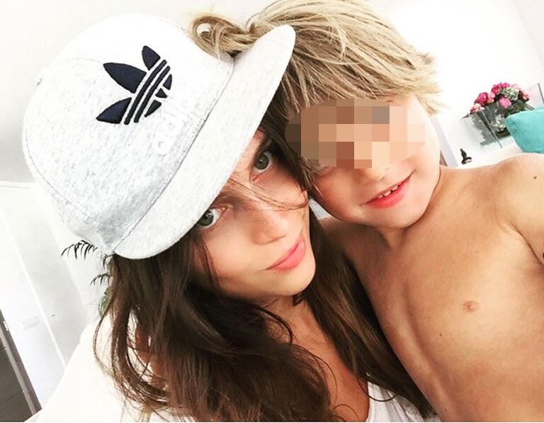 Las vacaciones de Zaira Nara junto a Wanda en Ibiza (Fotos: Instagram). 