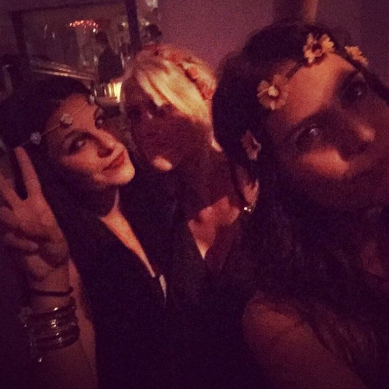 Las vacaciones de Zaira Nara junto a Wanda en Ibiza (Fotos: Instagram). 