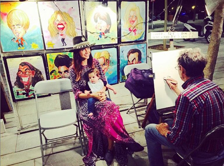 Las vacaciones de Zaira Nara junto a Wanda en Ibiza (Fotos: Instagram). 