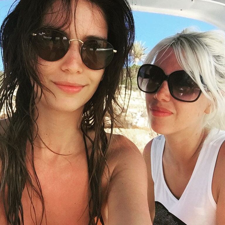 Las vacaciones de Zaira Nara junto a Wanda en Ibiza (Fotos: Instagram). 