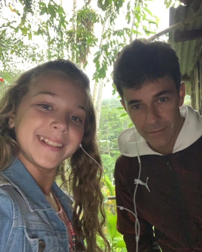 Las vacaciones familiares de Mariano Martínez junto a Camila Cavallo, sus hijos… ¡y su exmujer con su novio! 