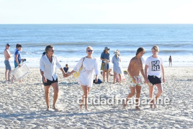 Las vacaciones familiares de Valeria Mazza y Alejandro Gravier en Punta del Este: ¡mirá cómo crecieron sus hijos mayores!