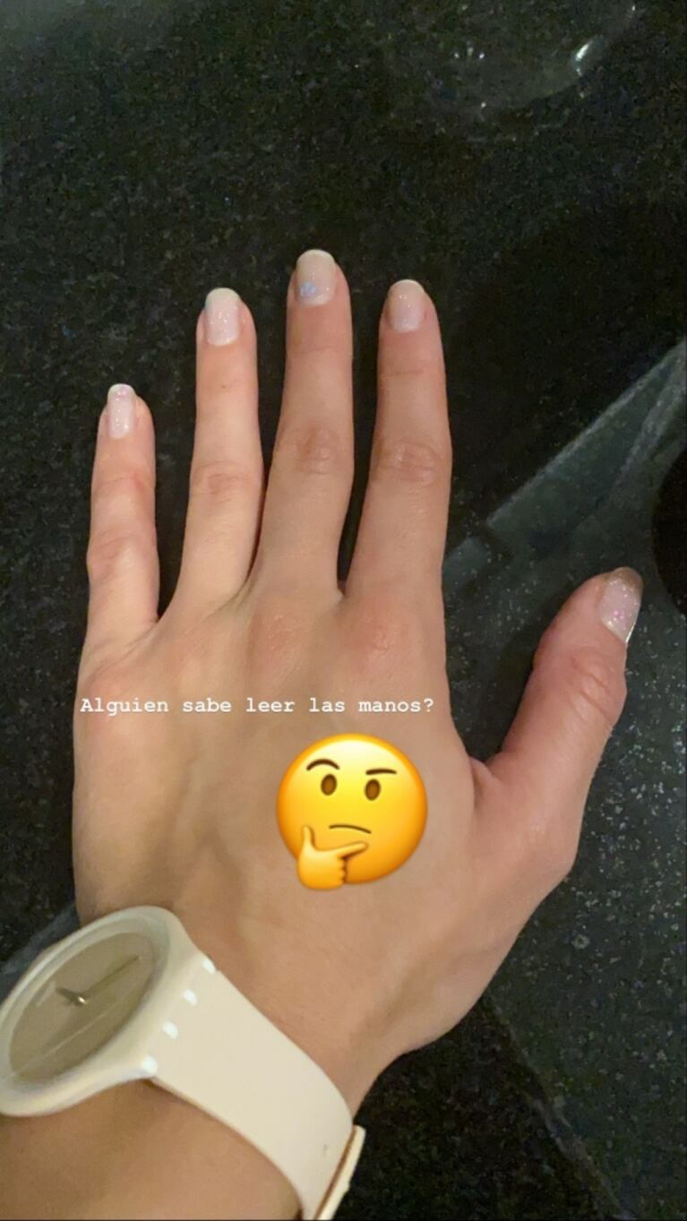 Laurita Fernández pidió que le leyeran las manos en Instagram: ¡la predicción que se repetía todo el tiempo y la impactó!