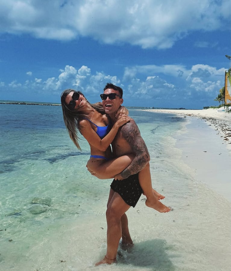 Lautaro Martínez y Agustina Gandolfo, de vacaciones | Créditos: Instagram @lautaromartinez