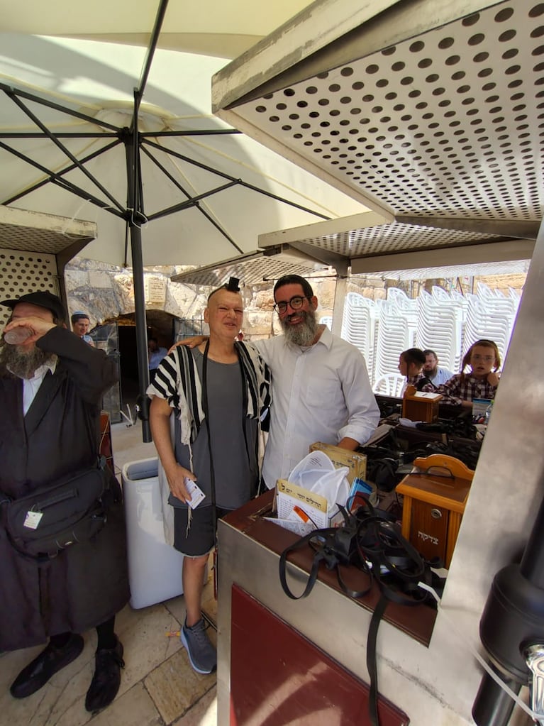 Leandro Rud en Jerusalén: “Fui al Muro a agradecer que estoy limpio, que mi cáncer está en remisión”