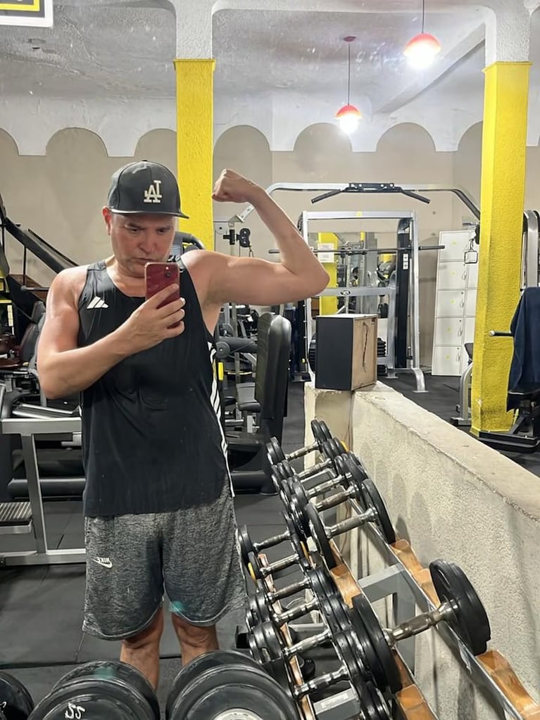 Leo García sorprende con su nueva rutina fitness y exhibe un cambio físico notable. Crédito: Instagram