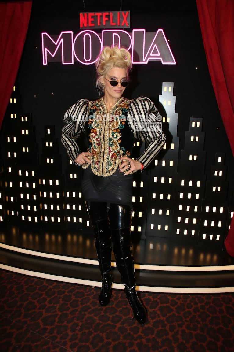 Leticia Brédice en el estreno de la serie de Moria Casán (Foto: Movilpress).