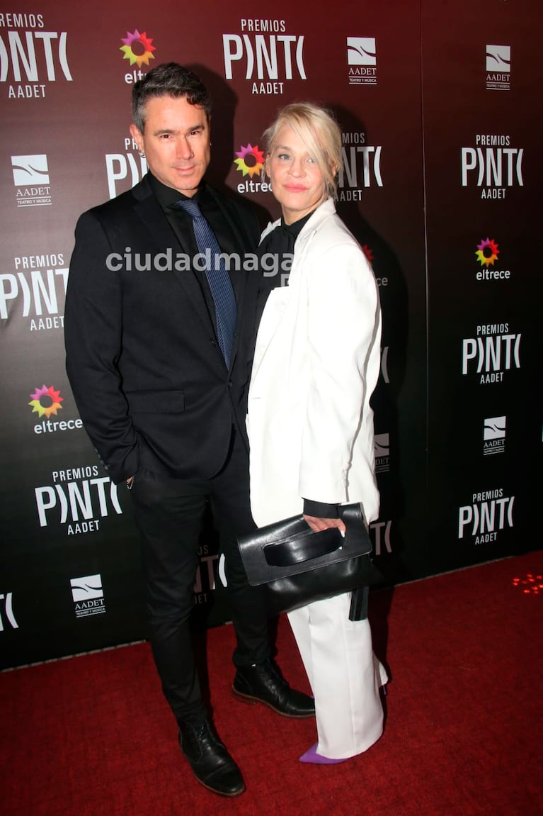 Leticia Brédice y su pareja Martín Russo en los Premios Pinti (Foto: Movilpress).