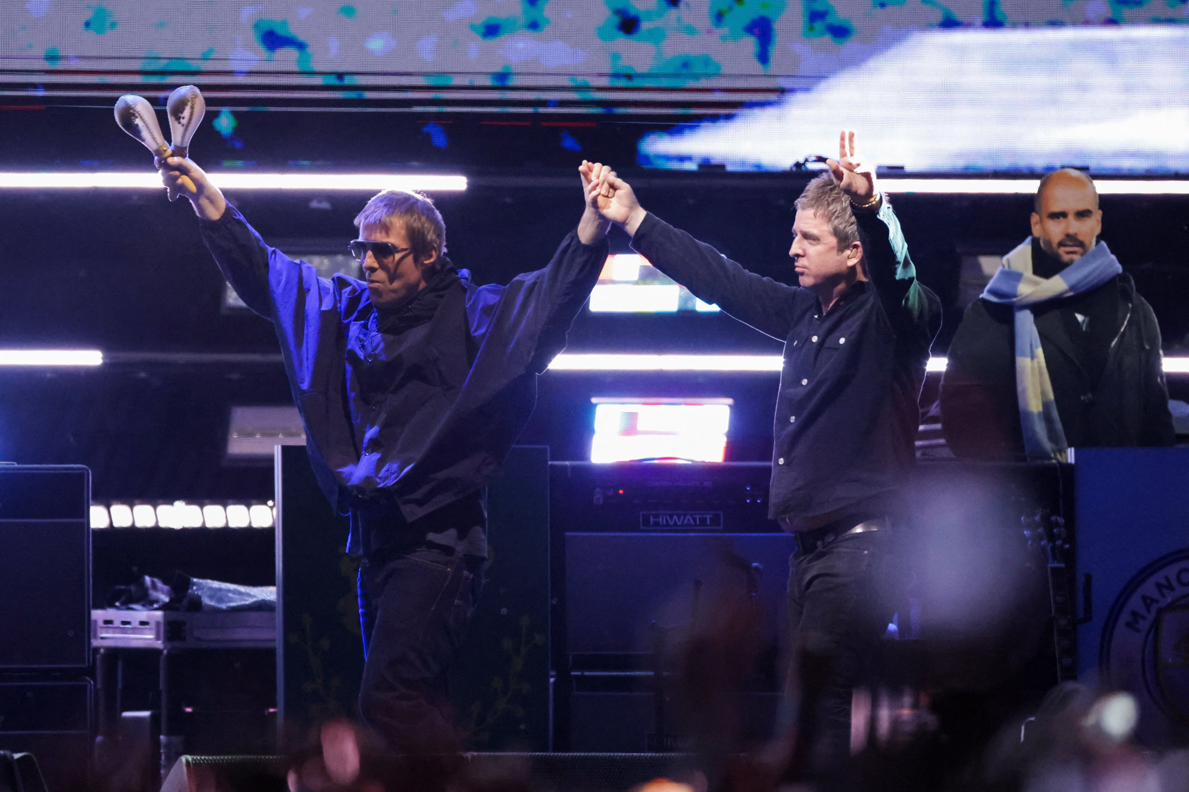 Liam Gallagher y Noel Gallagher en Oasis Live '25 Tour. Foto: REUTERS/Mario Anzuoni