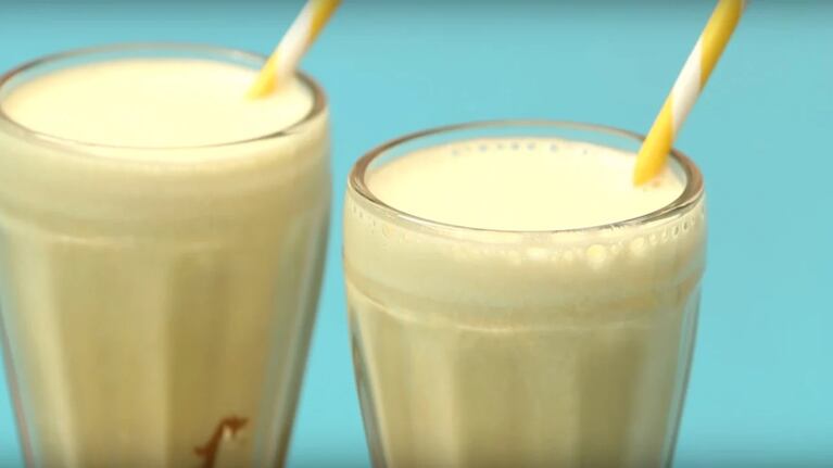 Licuado de banana y dulce de leche: la receta para refrescar tus meriendas