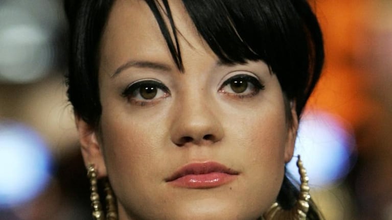 Lily Allen respondió a quienes la culparon por la muerte de su hijo