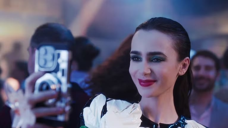 Lily Collins en "Emily in Paris"