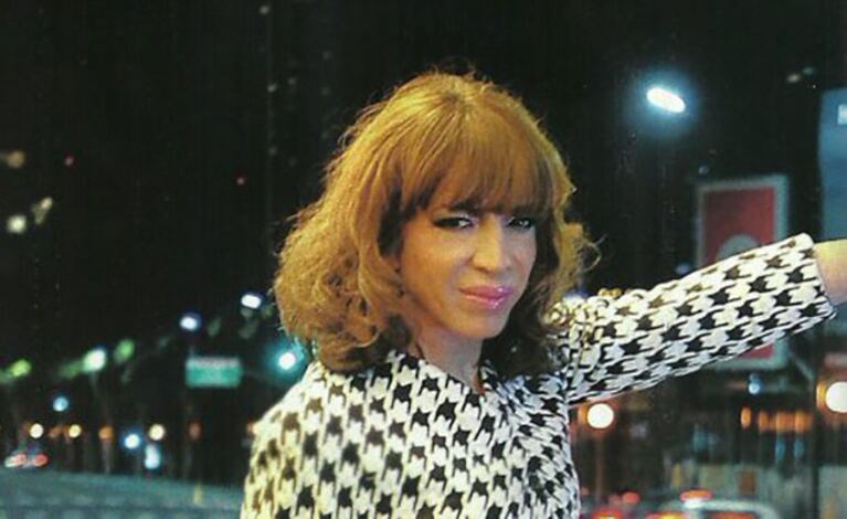 Lizy Tagliani chocó mientras daba una entrevista radial con el manos libres. (Foto: web)