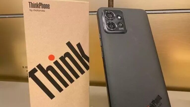 Llega el nuevo dispositivo ThinkPhone