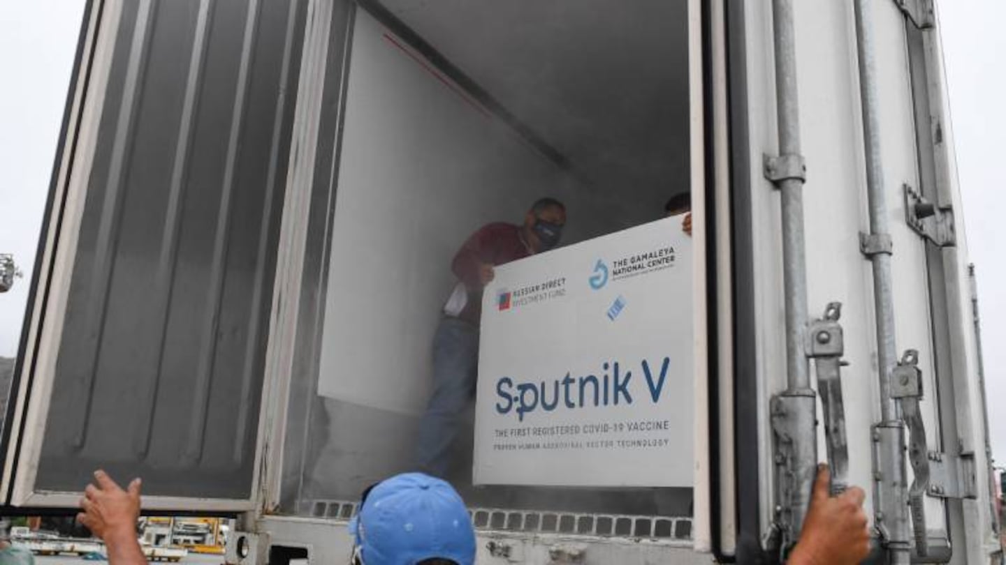 Llega esta tarde otro avión de Aerolíneas Argentinas con 300.000 dosis de la vacuna Sputnik V
