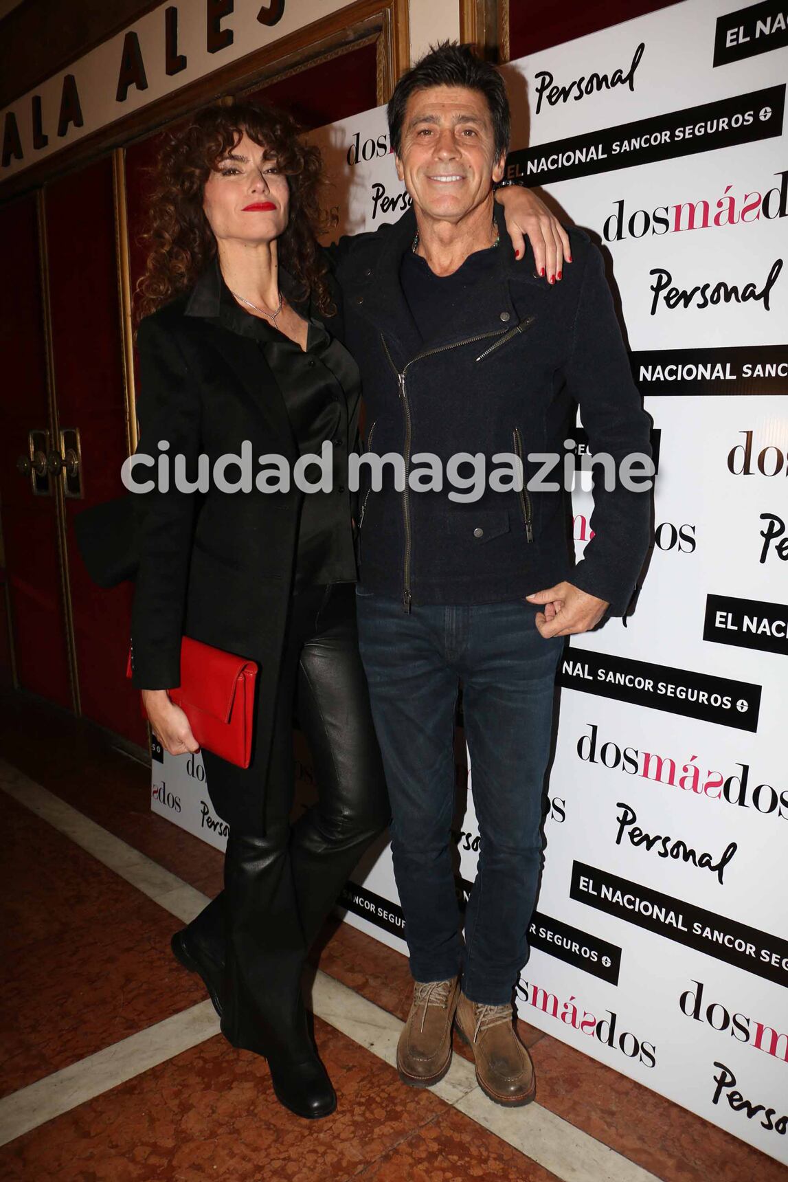 Lluvia de famosos en el estreno de Dos más dos. Fotos: Movilpress.
