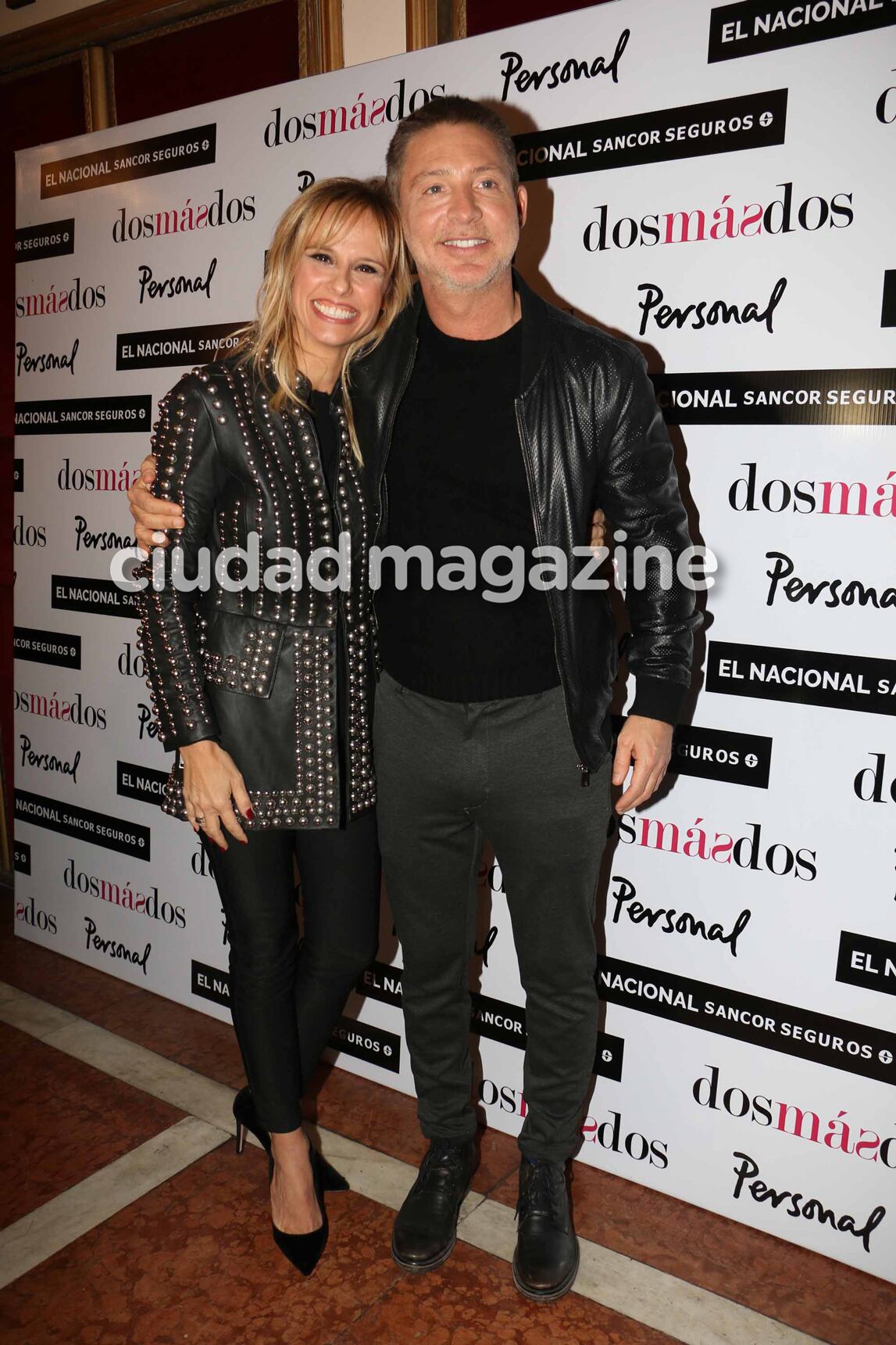 Lluvia de famosos en el estreno de Dos más dos. Fotos: Movilpress.