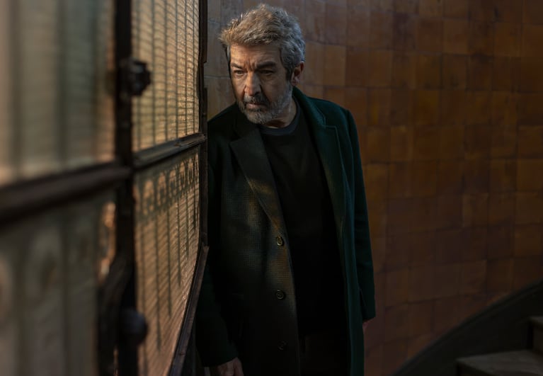 Lo Dejamos Acá. Ricardo Darín as Bruno Verón in Lo Dejamos Acá. Cr. Alan Roskyn / Netflix © 2026
