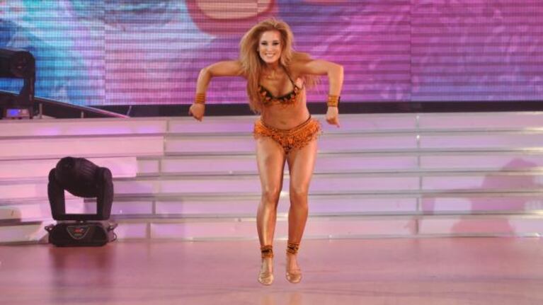 Lo Re quedó eliminada pista de Bailando 2010