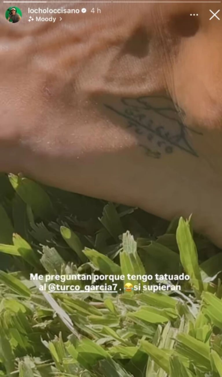 Locho Loccisano se hizo un insólito tatuaje tras perder una apuesta con el Turco García | Créditos: Instagram @locholoccisano