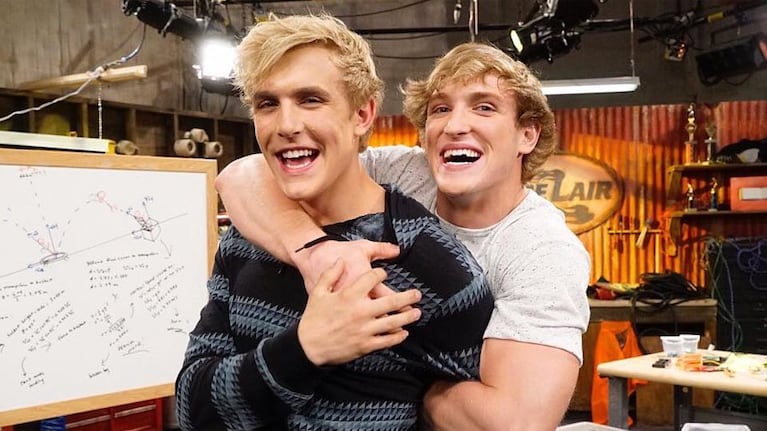 Logan Paul y su hermano Jake, un dúo famoso en las redes sociales