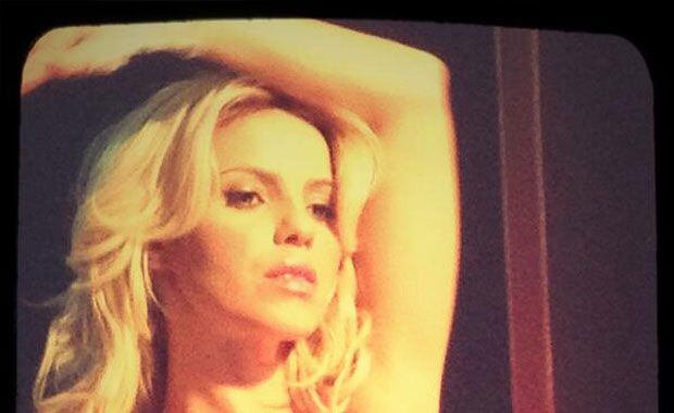 Lola Bezerra, una diosa en ropa interior (Foto: Twitter).