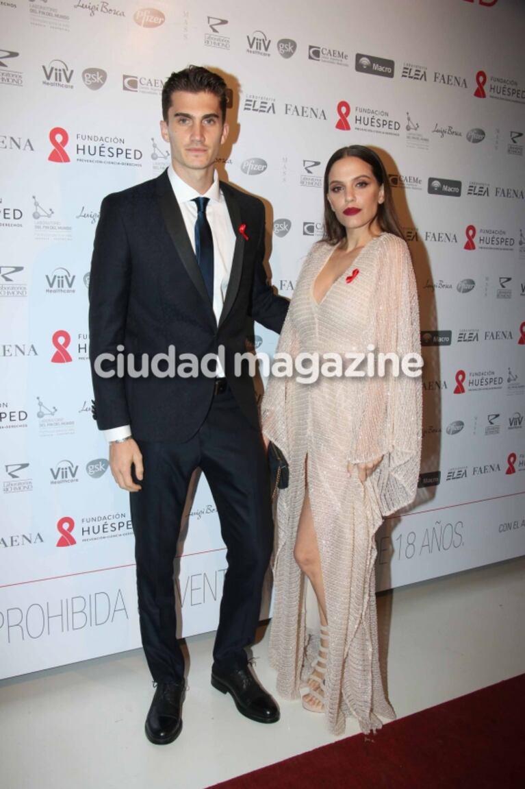 Looks, amor y muchos famosos en la cena anual de Fundación Huésped: todas las fotos