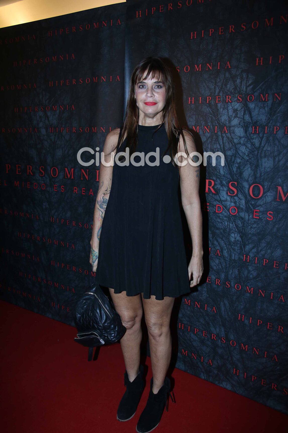 Looks y famosos cool en la alfombra roja de la premiere de Hipersomnia. (Foto: Movilpress)