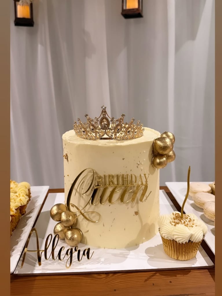 Los 15 años de Allegra Cubero (Foto: Instagram/@nikitaneumannoficial)