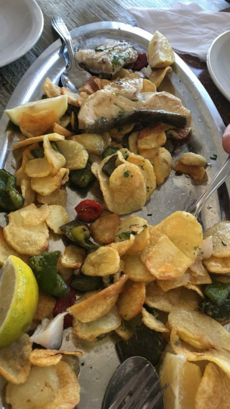 Los días de Marcelo Tinelli y Guillermina Valdés, con Lolo en Necochea: mimos en el mar y rica gastronomía 