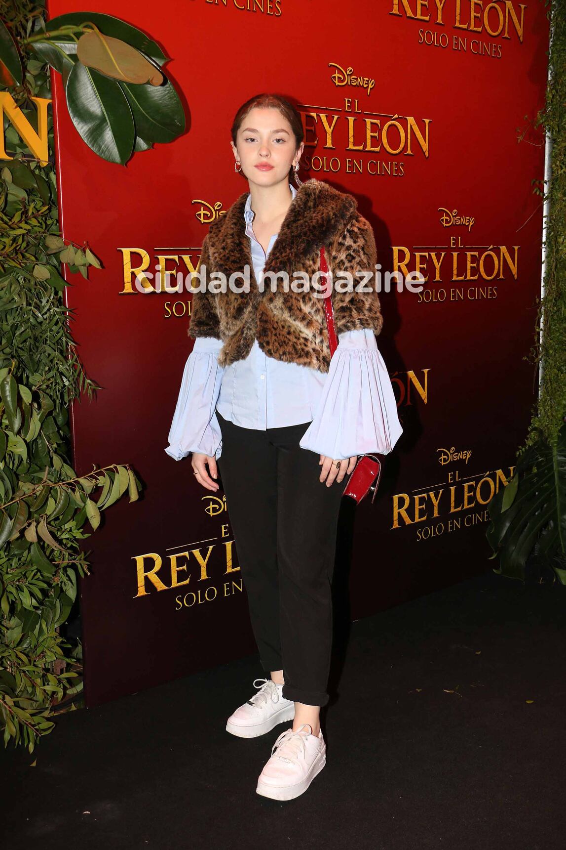 Los famosos coparon la avant premiere de El Rey León. Foto: Movilpress