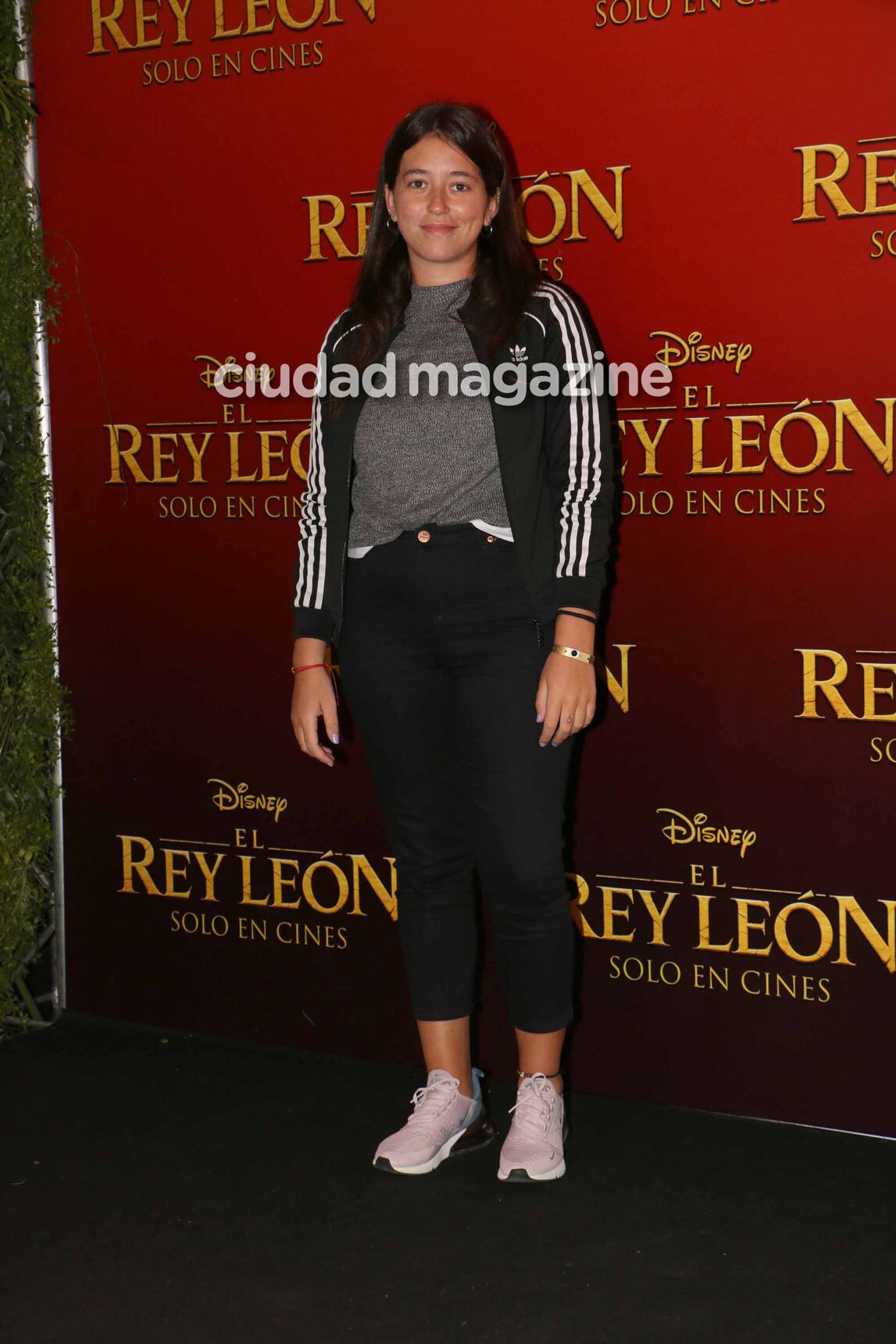 Los famosos coparon la avant premiere de El Rey León. Foto: Movilpress