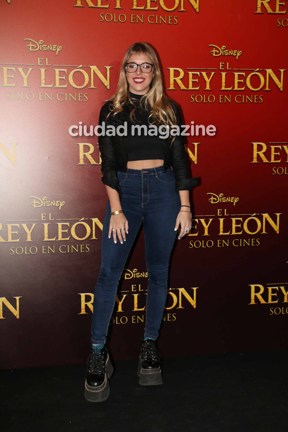 Los famosos coparon la avant premiere de El Rey León. Foto: Movilpress