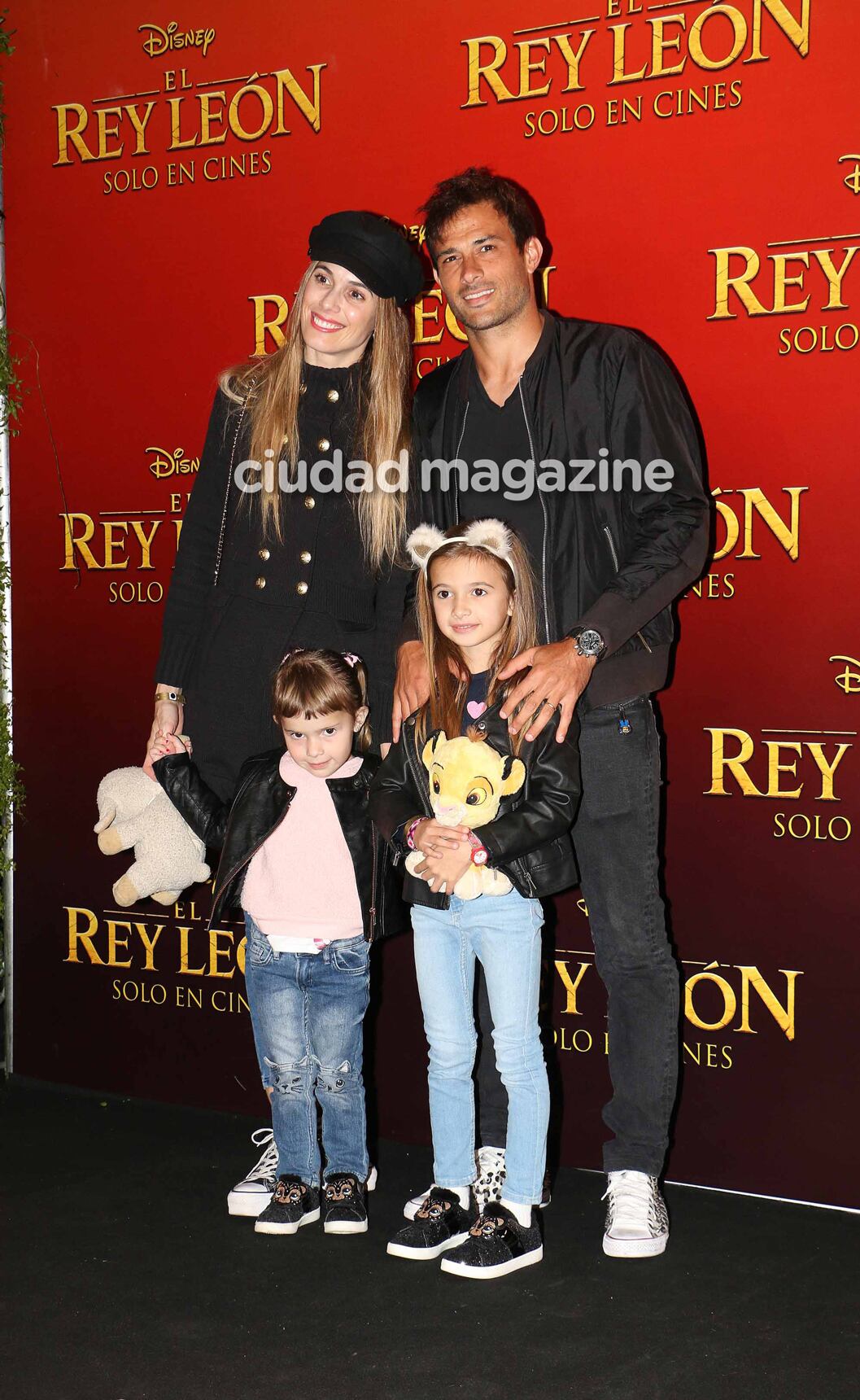 Los famosos coparon la avant premiere de El Rey León. Foto: Movilpress