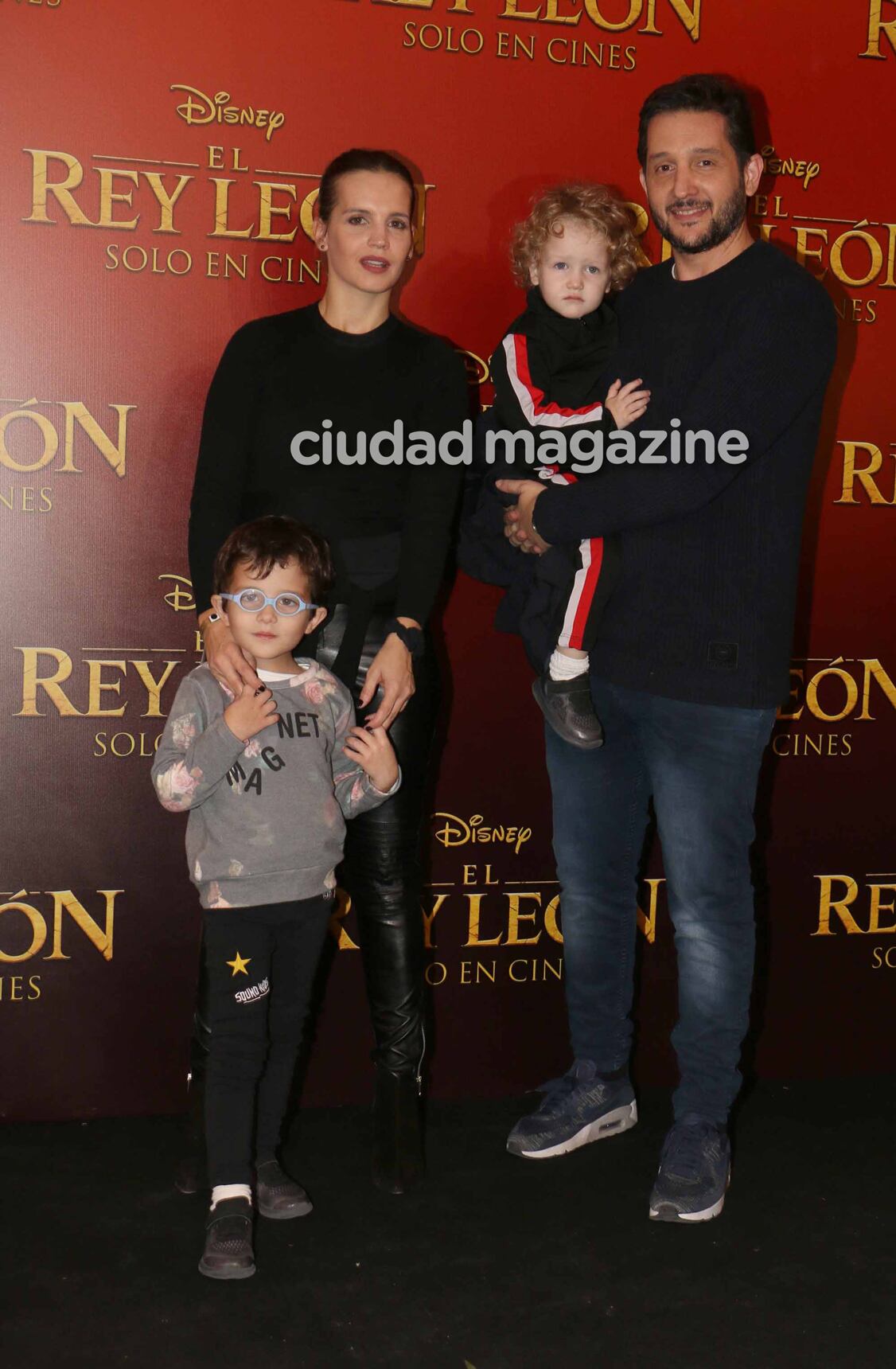 Los famosos coparon la avant premiere de El Rey León. Foto: Movilpress