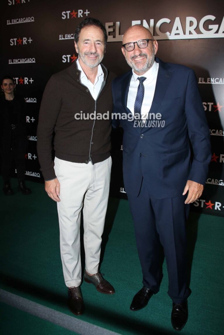 Los famosos en el estreno de El Encargado: Guillermo Francella, su familia y el súper look de China Suárez