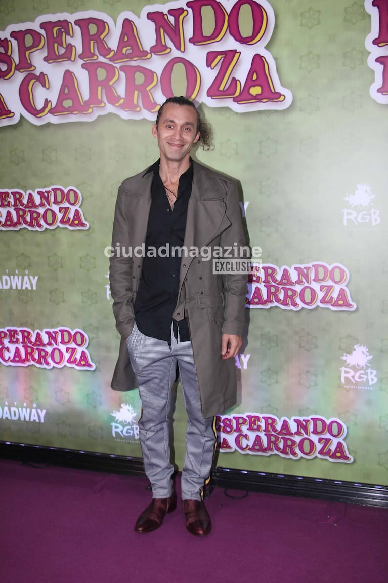 Los famosos en el estreno de Esperando la Carroza (Fotos: Movilpress).